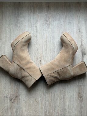 Dolce Vita Ulyses Platform Bootie | Size 7.5